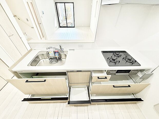 ■家族の絆を深める、温もりのあるキッチン