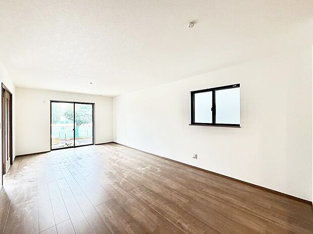 ■くつろぎと笑顔が集まる、心温まるリビング