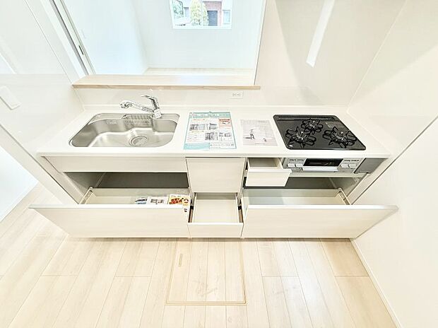 ■家族の絆を深める、温もりのあるキッチン