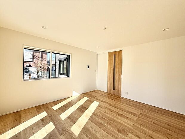 ■くつろぎと笑顔が集まる、心温まるリビング