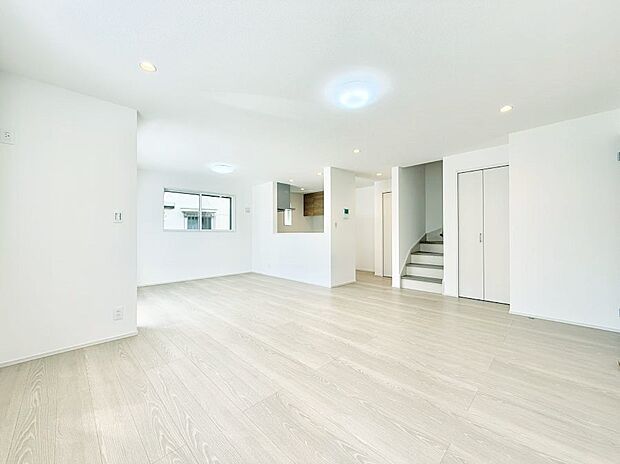 ■くつろぎと笑顔が集まる、心温まるリビング