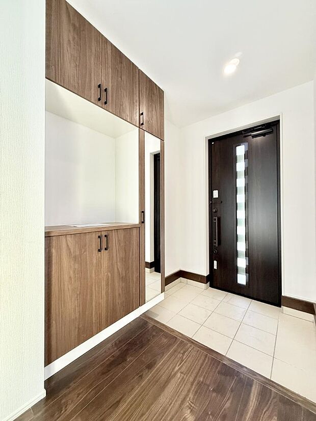 ■ ここから始まる一日、すっきり整った玄関