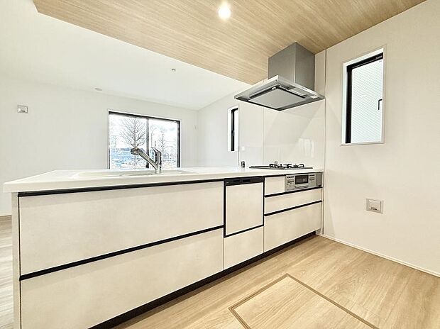 ■美味しい時間が生まれる、笑顔あふれるキッチン