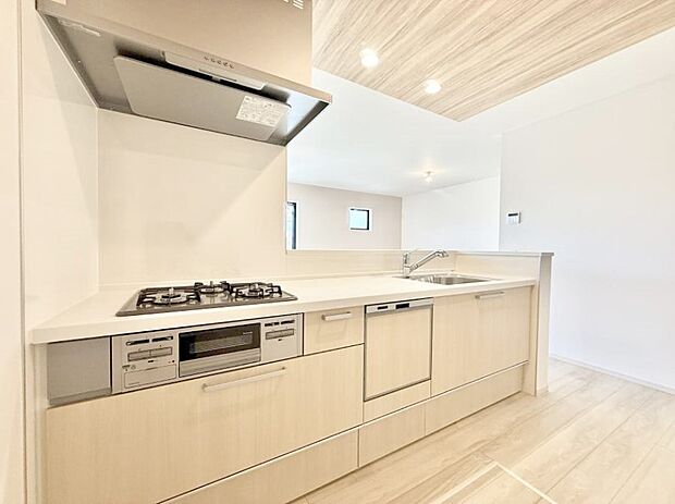 ■家族の絆を深める、温もりのあるキッチン