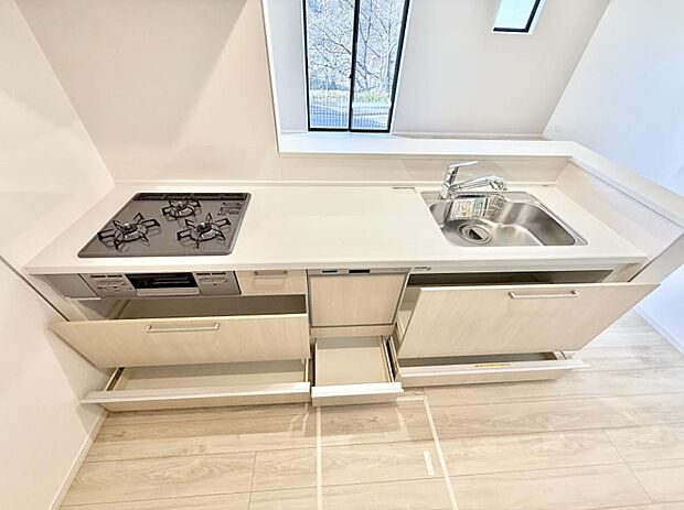 ■料理がもっと楽しくなる、快適なキッチン空間