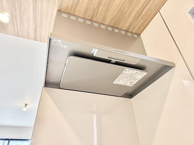 ■調理時の蒸気や匂いが換気扇に誘導され、効率的に排煙ができます。