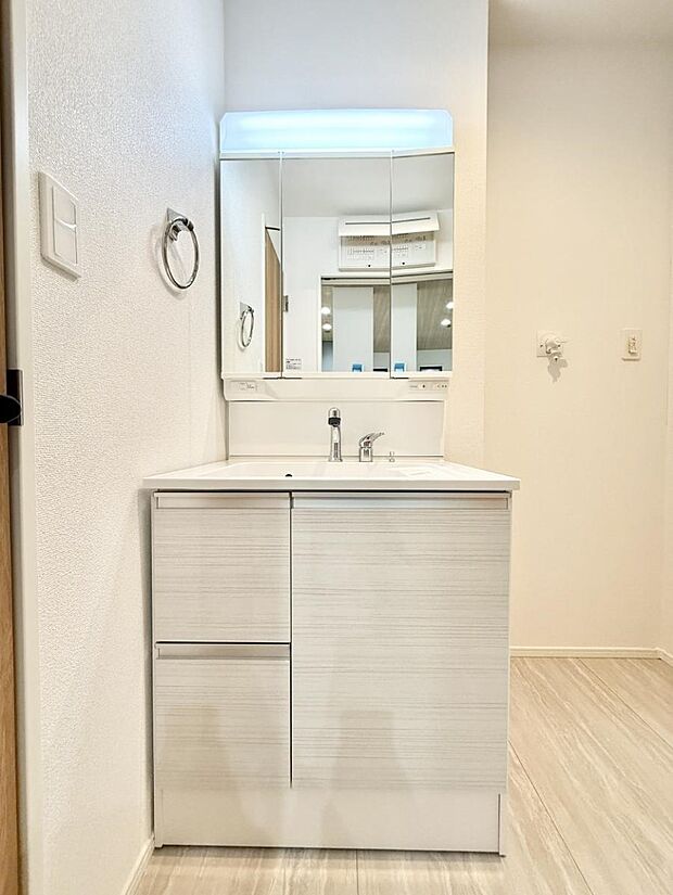 ■朝の準備がスムーズにできる広さです