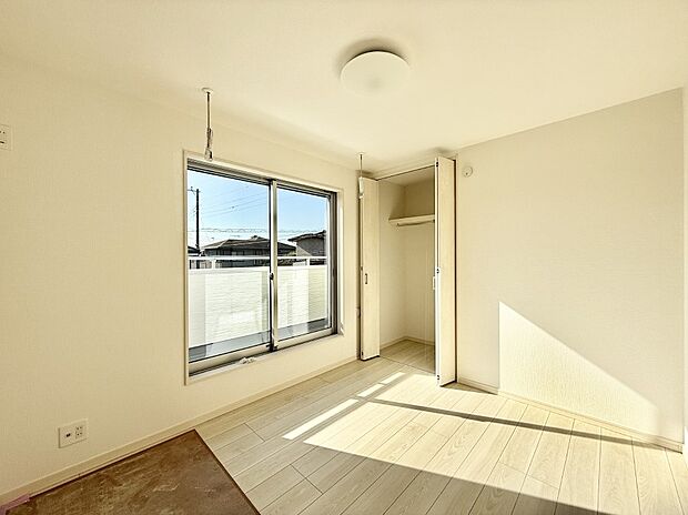 ■落ち着いた雰囲気のお部屋で心が安らぐ空間