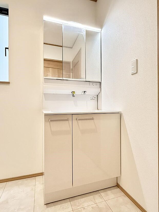 ■朝の準備がスムーズにできる広さです