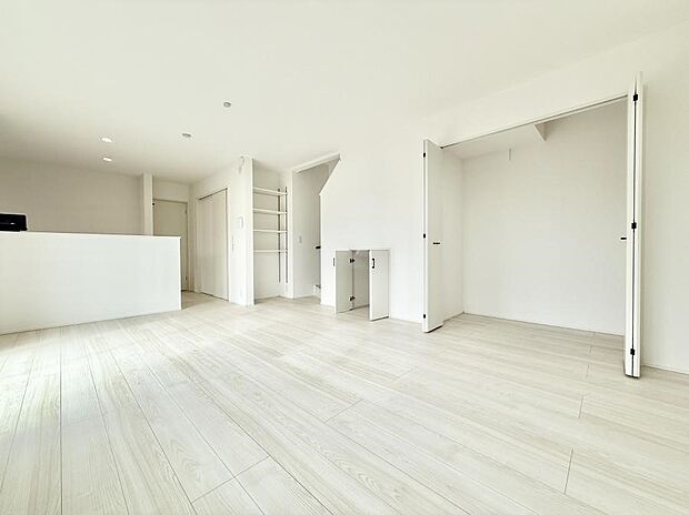 ■くつろぎと笑顔が集まる、心温まるリビング