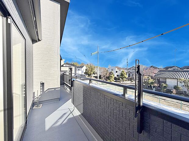 ■お洗濯物がよく乾く陽当たり良好のバルコニーです!