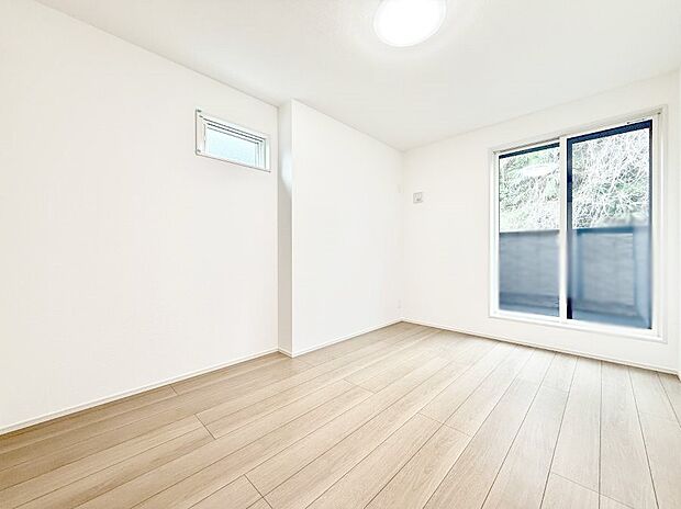1号棟 ■日当たりのいいお部屋は気持ちがいいですね
