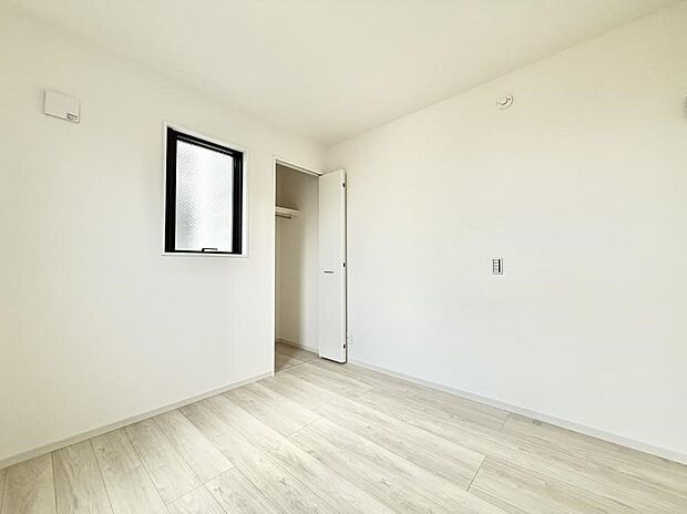 ■落ち着いた雰囲気のお部屋で心が安らぐ空間