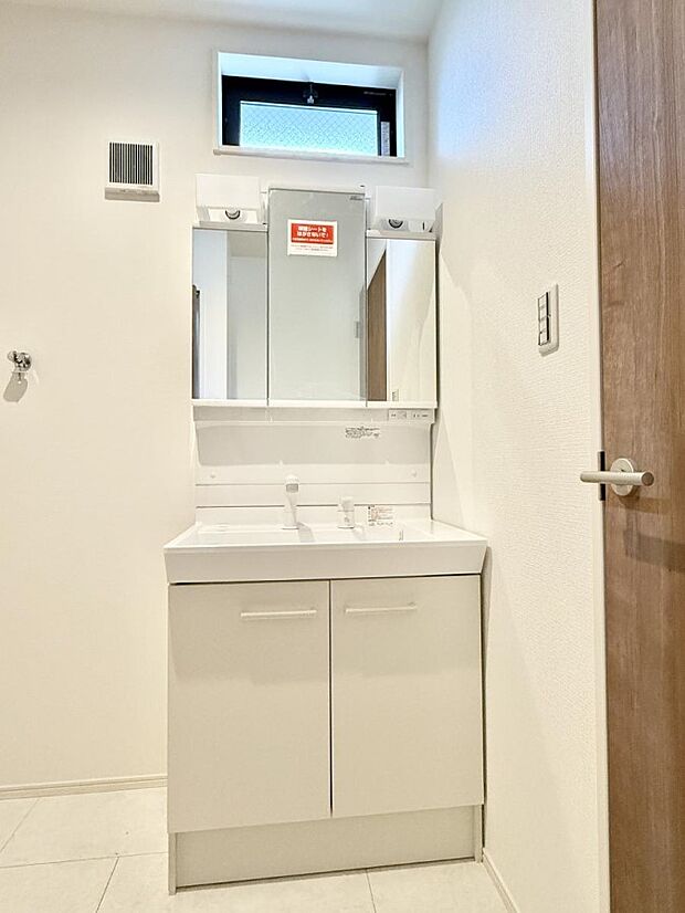 ■朝の準備がスムーズにできる広さです