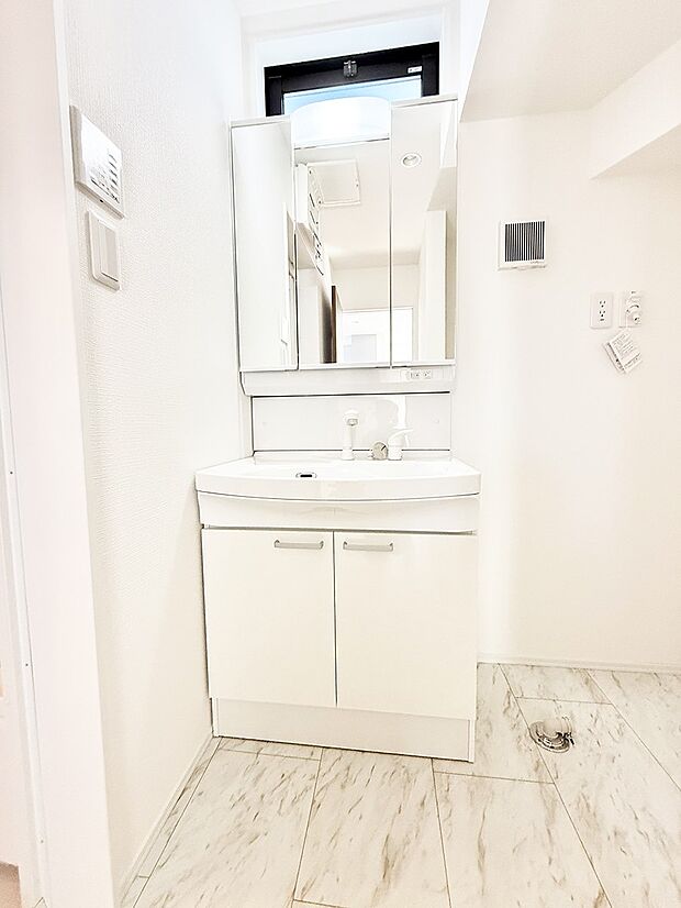 ■朝の準備がスムーズにできる広さです