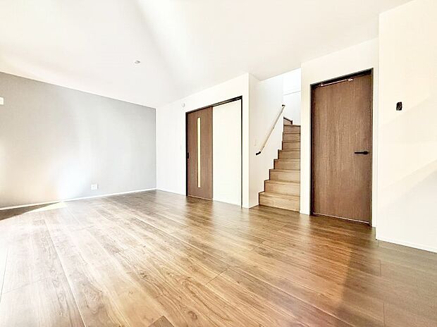 リビングイン階段は、家族の会話、一体感を感じられる空間です。