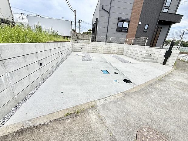 1号棟 ■自宅にある駐車スペースなので安心ですね