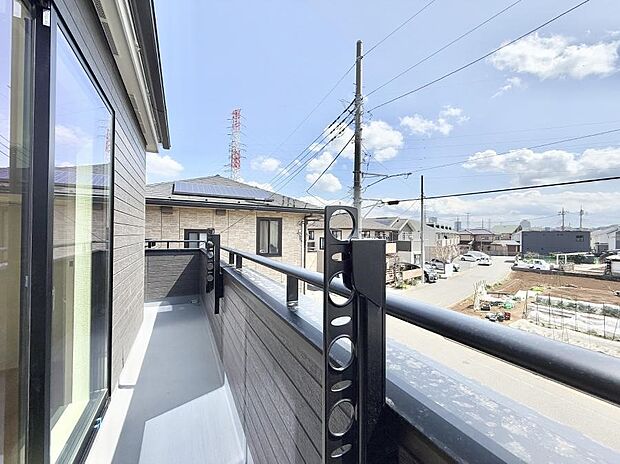 B号棟 ■ 朝のコーヒーや夜の星空を楽しむ、癒しの場所