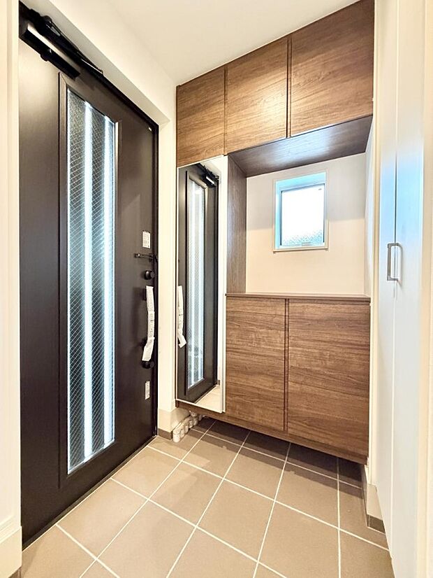 ■ シンプルで美しく、快適な暮らしの入り口