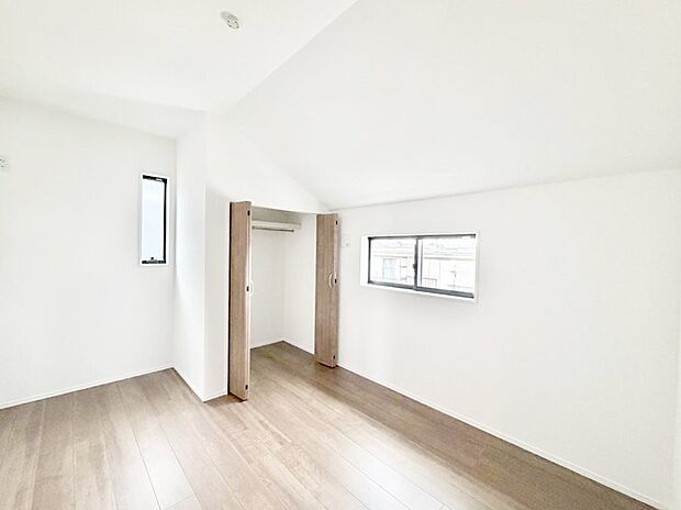 ■落ち着いた色合いのお部屋で穏やかな時間を楽しめます