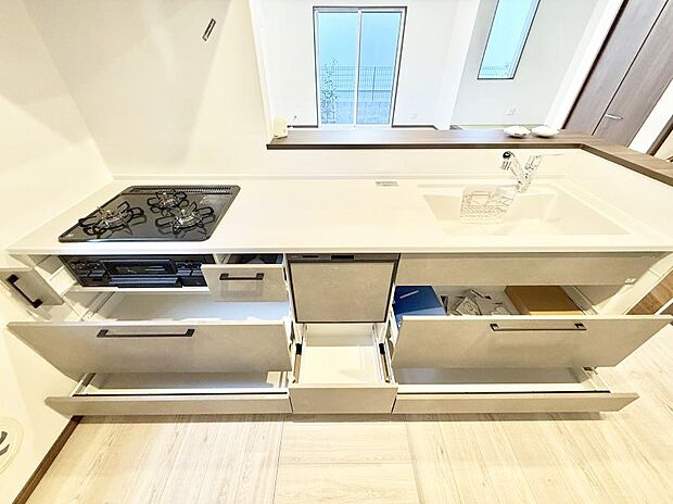 ■料理がもっと楽しくなる、快適なキッチン空間