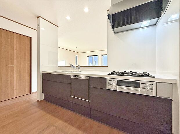 ■美味しい時間が生まれる、笑顔あふれるキッチン