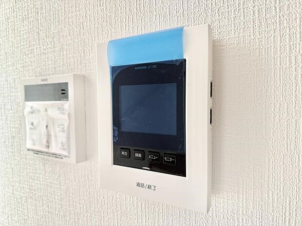 ■画面でしっかり確認でき防犯対策に最適