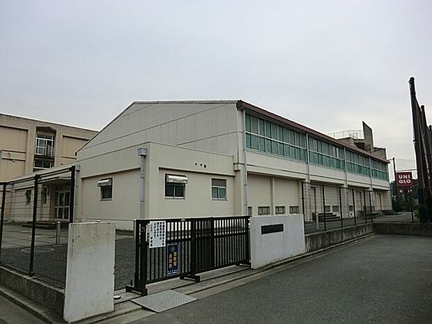 中学校 2600m 横浜市立瀬谷下瀬谷中学校