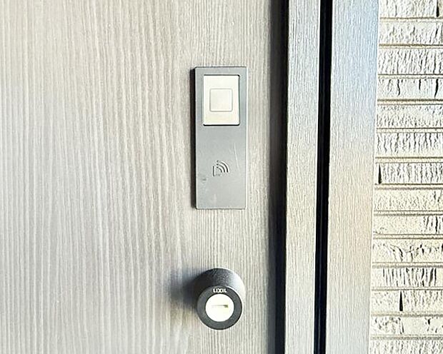 ■鍵を取り出さずに便利に操作できて快適