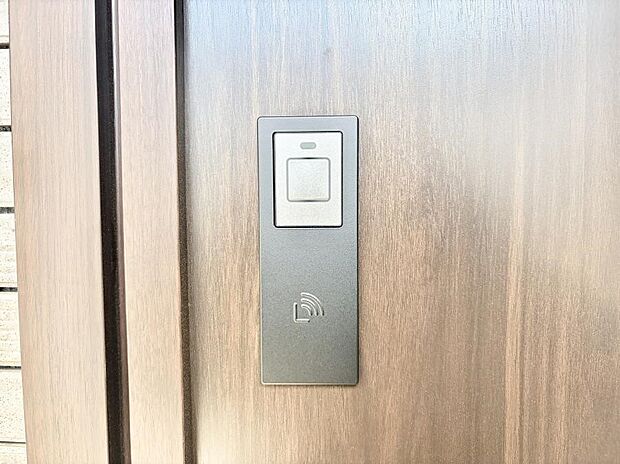 ■鍵を取り出さずに便利に操作できて快適