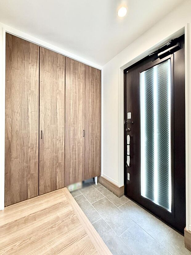 ■玄関はお家の顔！おしゃれな玄関でお客様をお迎え！