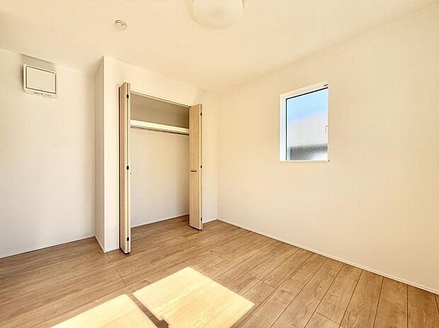 ■落ち着いた色合いのお部屋で穏やかな時間を楽しめます