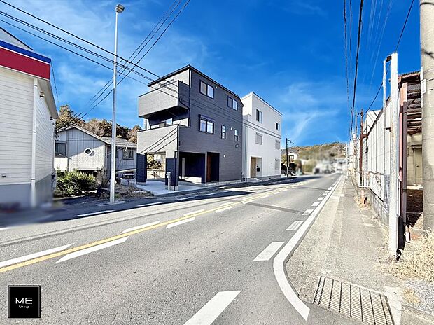 前面道路広々