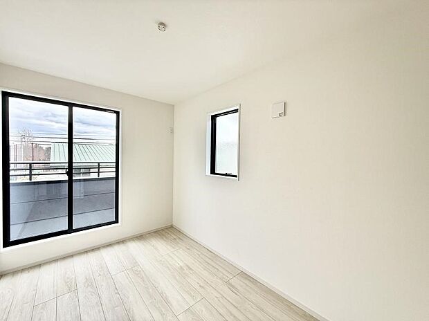 ■落ち着いた雰囲気のお部屋で心が安らぐ空間