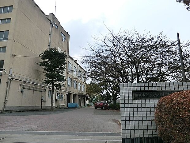 中学校 1600m 横浜市立六ツ川中学校