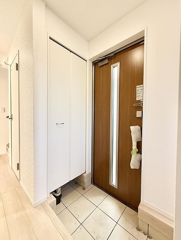 広々、綺麗な玄関でお客様をお出迎え!