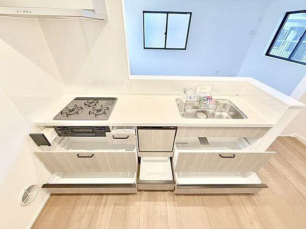 ■家族の絆を深める、温もりのあるキッチン