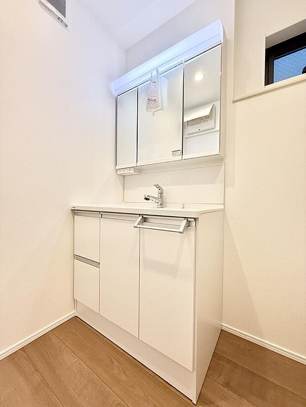 ■朝の準備がスムーズにできる広さです