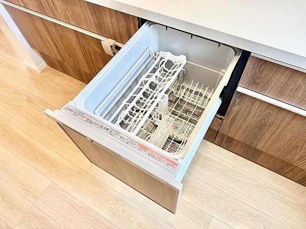 ■手間なく洗浄！食器をピカピカに仕上げてくれます