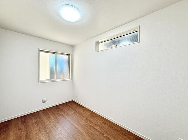 ■落ち着いた色合いのお部屋で穏やかな時間を楽しめます