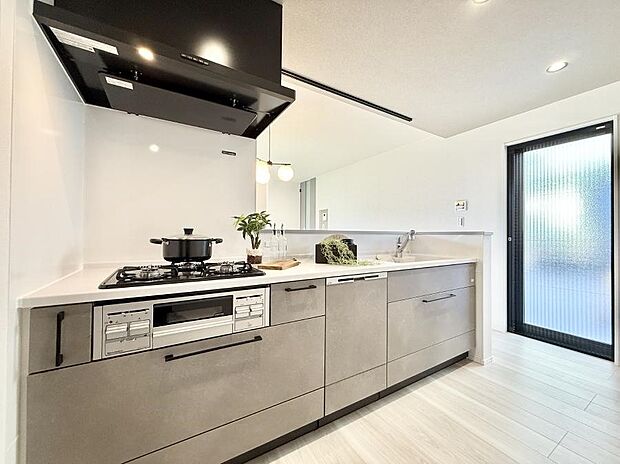 ■料理がもっと楽しくなる、快適なキッチン空間