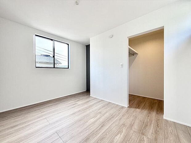 ■豊富な収納でスッキリしたお部屋に！