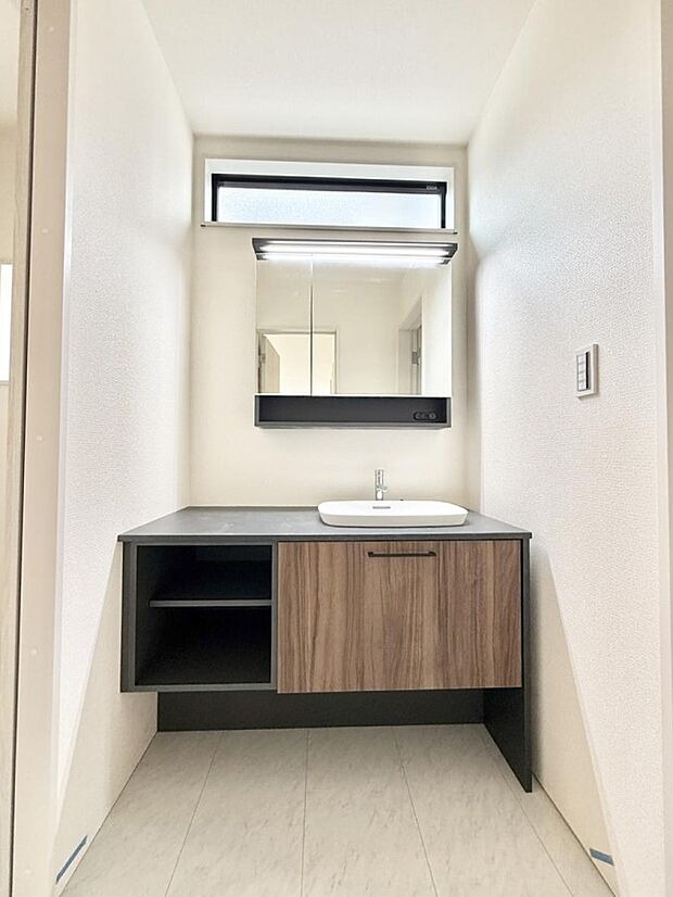 ■朝の準備がスムーズにできる広さです