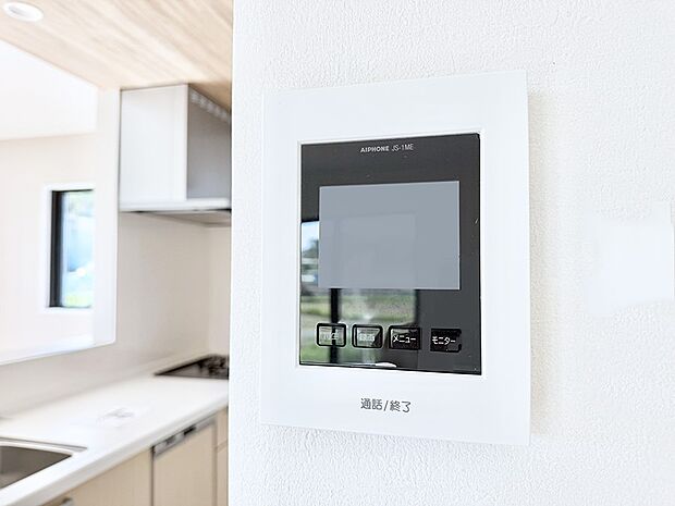 ■画面でしっかり確認でき防犯対策に最適