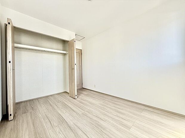 ■大きな収納で荷物がスッキリ片付きます