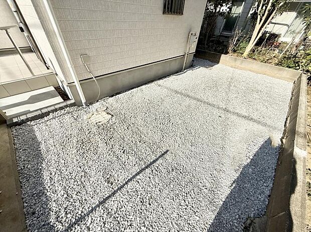 ■季節の移ろいを感じられる、落ち着いた雰囲気の屋外空間