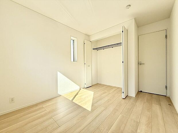 ■落ち着いた色合いのお部屋で穏やかな時間を楽しめます