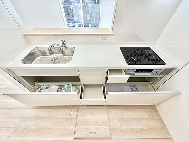 ■家族の絆を深める、温もりのあるキッチン