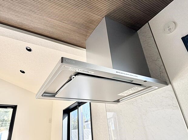 ■調理時の蒸気や匂いが換気扇に誘導され、効率的に排煙ができます。