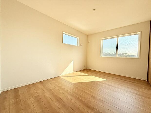 ■窓の配置や通気性の良い設計で部屋の空気がこもらず、常に新鮮な空気が流れます